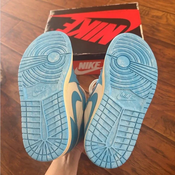 Hightop Dunks - Picture 7 of 8